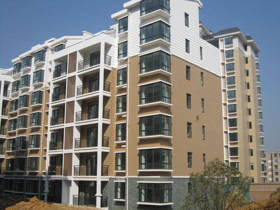 水流小如筷子，用水高峰期沒水用怎么辦？無塔供水哪個好？